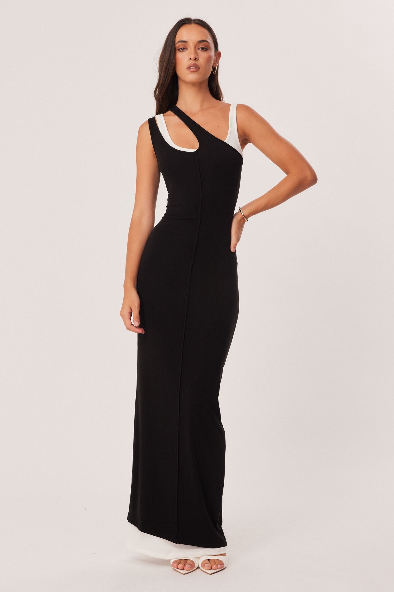 CHANTARA MAXI DRESS - Image 1