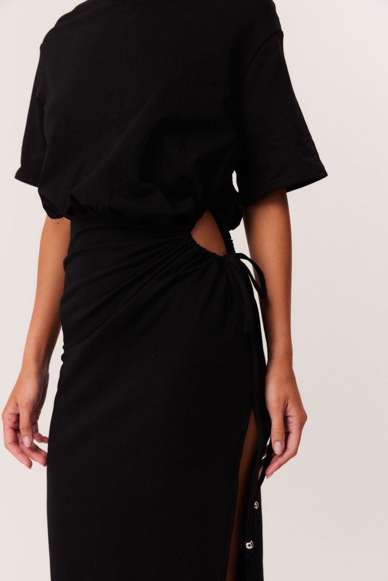LOLA MAXI DRESS